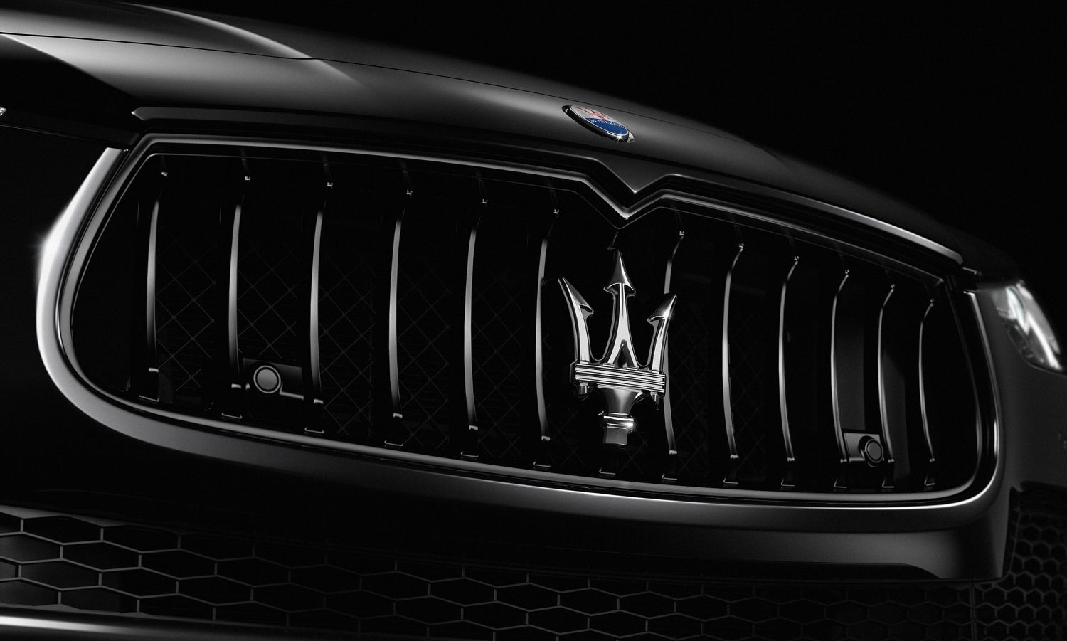 マセラティ ファイナンシャル サービス マセラティ ファイナンシャル サービス