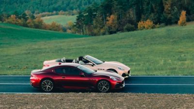 maserati-meccanica-lirica-jp-granturismo-and-grancabrio-side-by-side-desktop