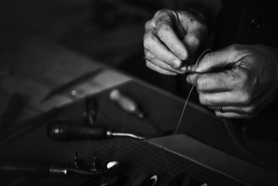 maserati-leather-artisan-sewing-details-desktop