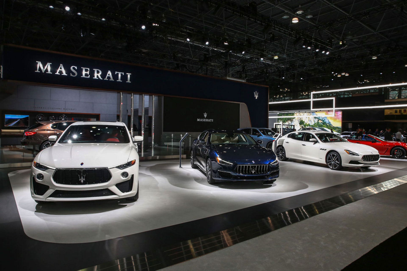 09_Maserati-Stand---New-York-Int-Autoshow-2019-min