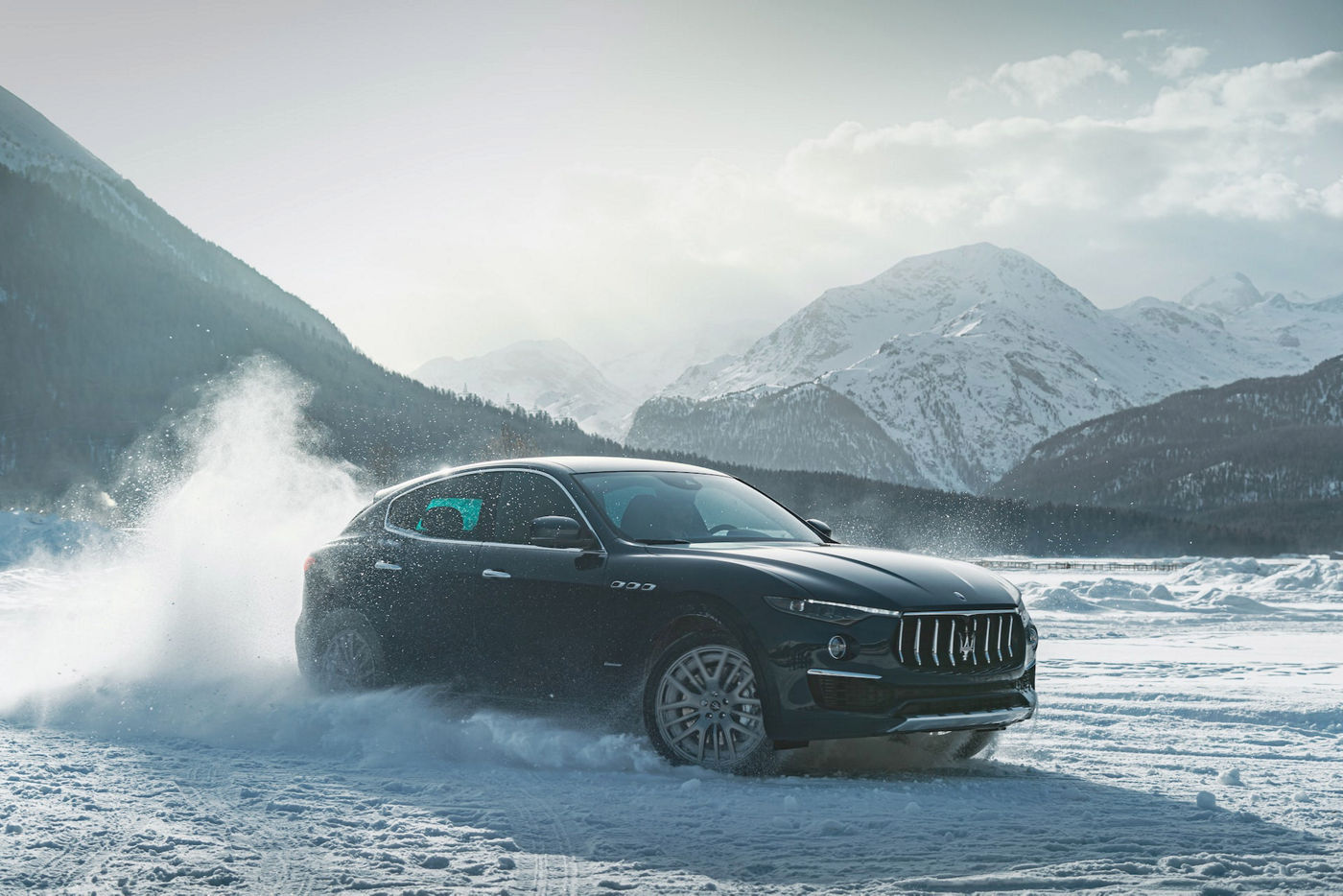Maserati-Levante-Royale-in-St-Moritz-2020_2-min