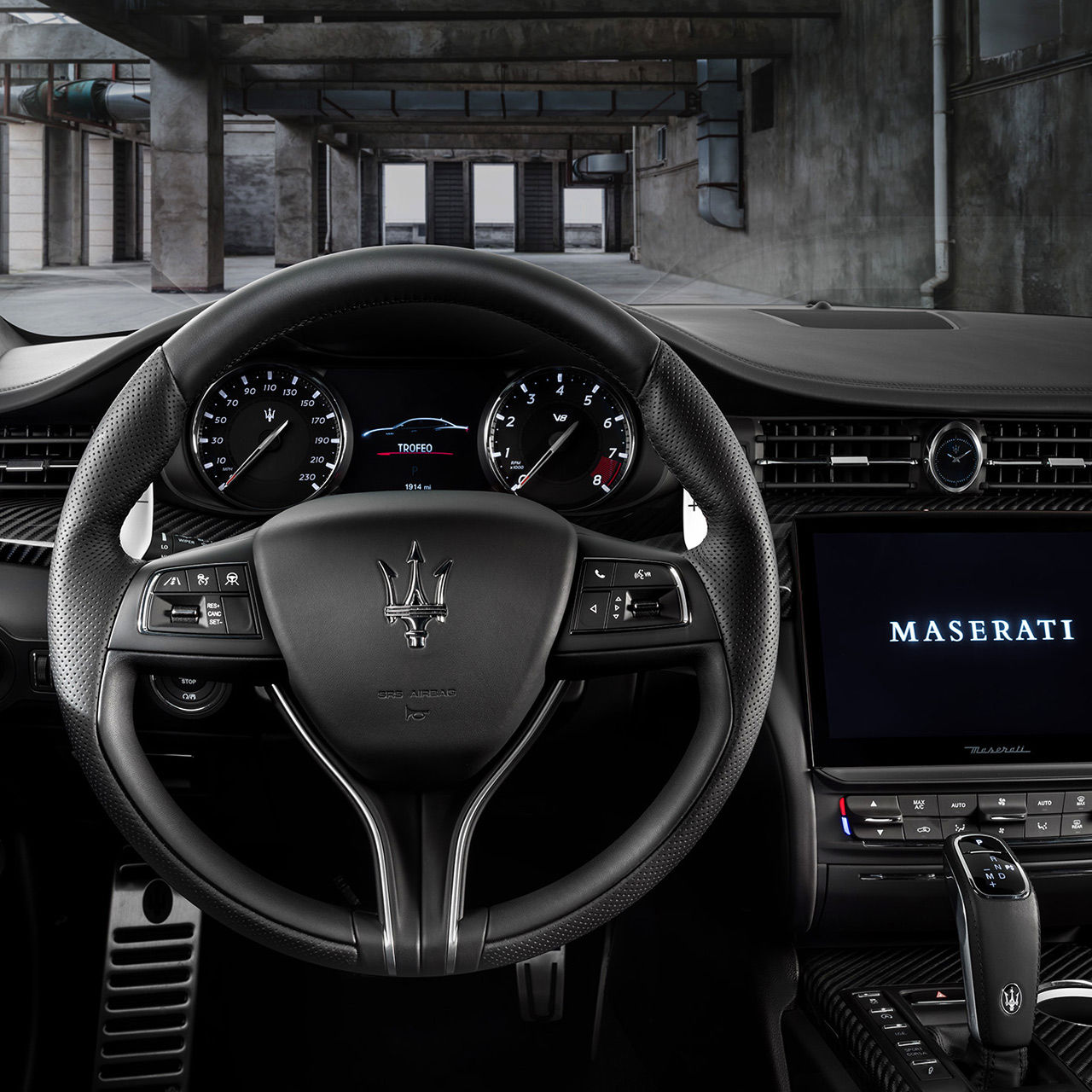 Quattroporte steering wheel