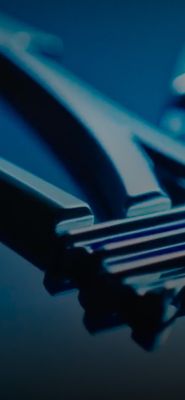 brand-hero-trident-light-blue-mobile