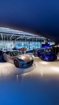 maserati-granturismo-110-anniversario-unveiling-mobile