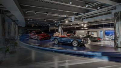 factory-tour-hero-desktop