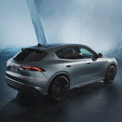 Rear right view of the Maserati Grecale SUV belonging to the new Fuoriserie winter collection