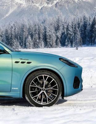 grecale-cristallo-detail-side-view-wheel-mobile