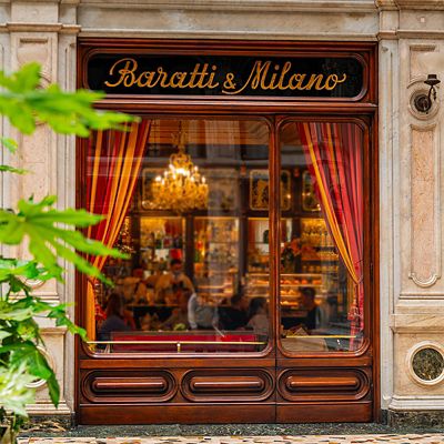 maserati-grecale-urban-torino-baratti-bar-gallery-squared