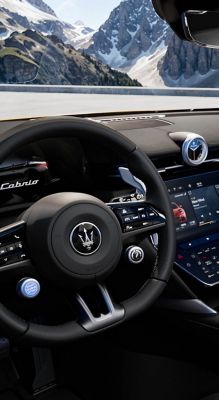 grancabrio-trofeo-yellow-interior-dash-cockpit-2-mobile