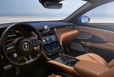 granturismo-interior-cockpit-front