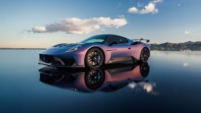 gt2-stradale-diagonal-view-background-sky-desktop