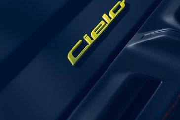 maserati-mc20-cielo-exterior-badge-detail