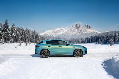 grecale-cristallo-snow-left-side-desktop