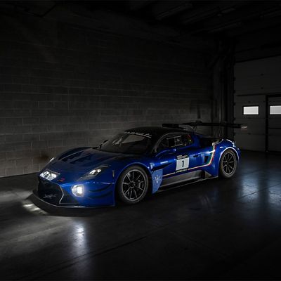 gt2-blue-side-view-into-the-box-squared