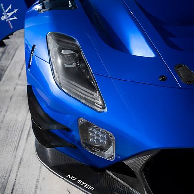 gt2-front-headlight-detail-squared