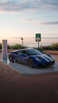 Maserati US Official Website - Italian Luxury Cars