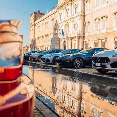 maserati-meccanica-lirica-modena-cars-in-a-line-squared