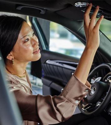 asiatic-woman-roadside-assistance-availability