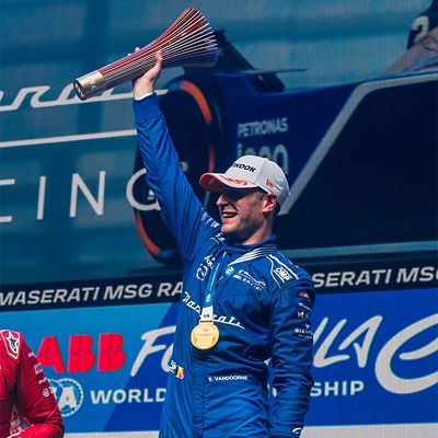 post-race-tokyo-carousel-2-square