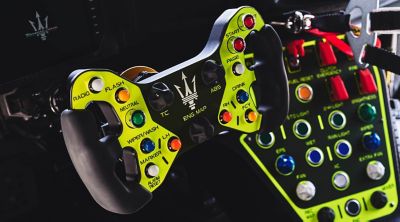 gt2-corse-flying-driver-desktop